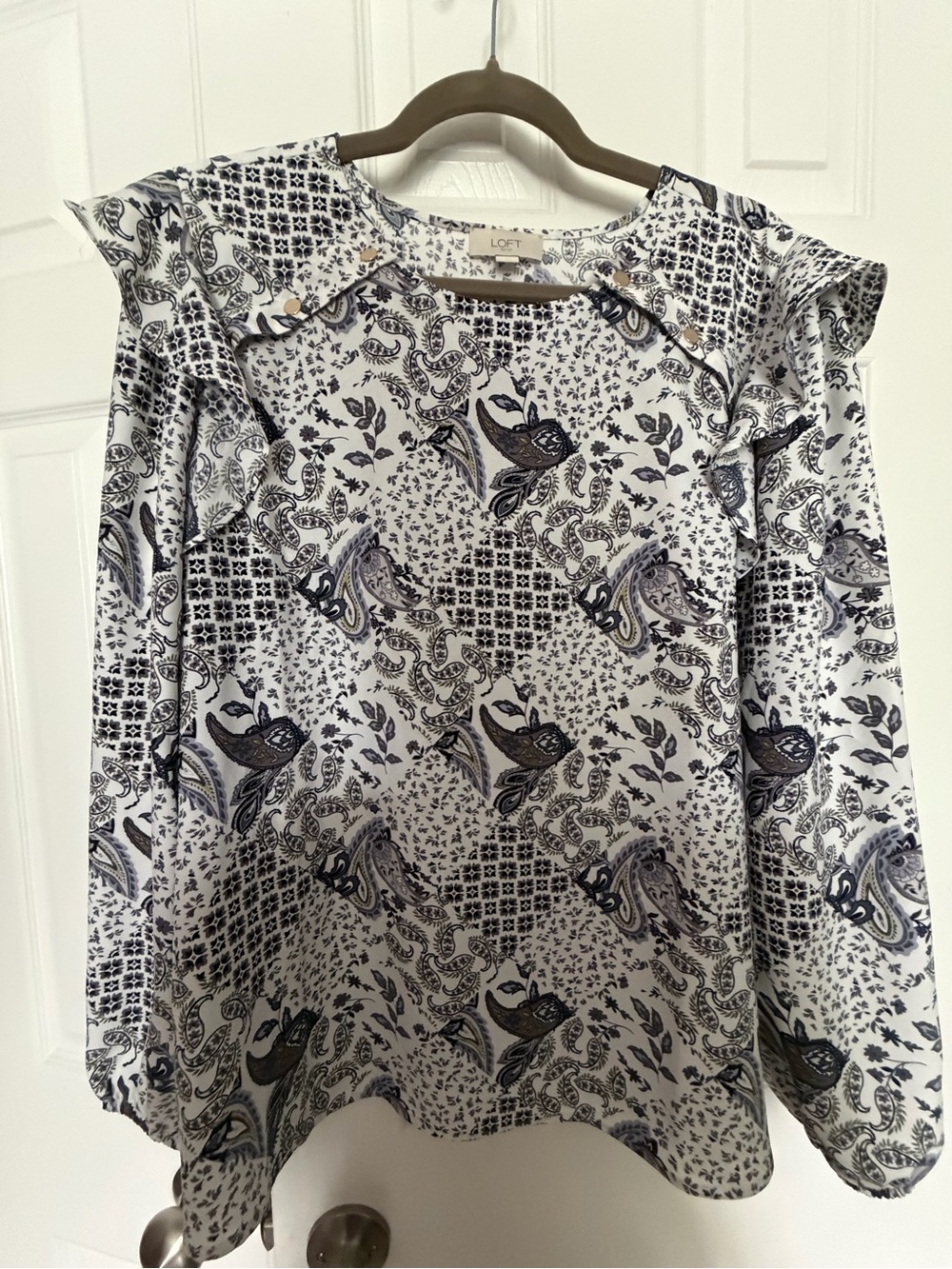 LOFT White/Black with Purple Paisley Style-Print Ruffle-Shoulder Long Sleeve Top